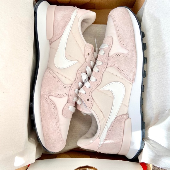 NEW NIKE INTERNATIONALIST RETRO SNEAKERS - SHOES - Picture 7 of 7